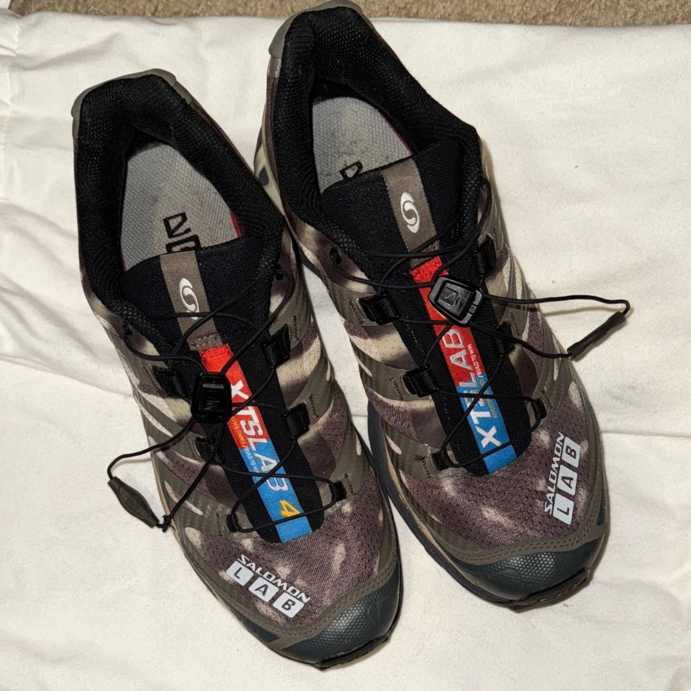 Salomon Men's Athletic Shoes - Black and Cream - Picture 3 of 3